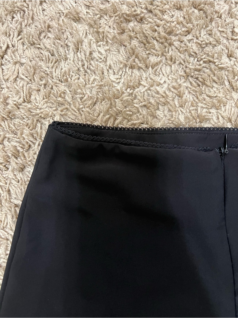 Brandy Melville black mid skirt - Picture 4 of 5
